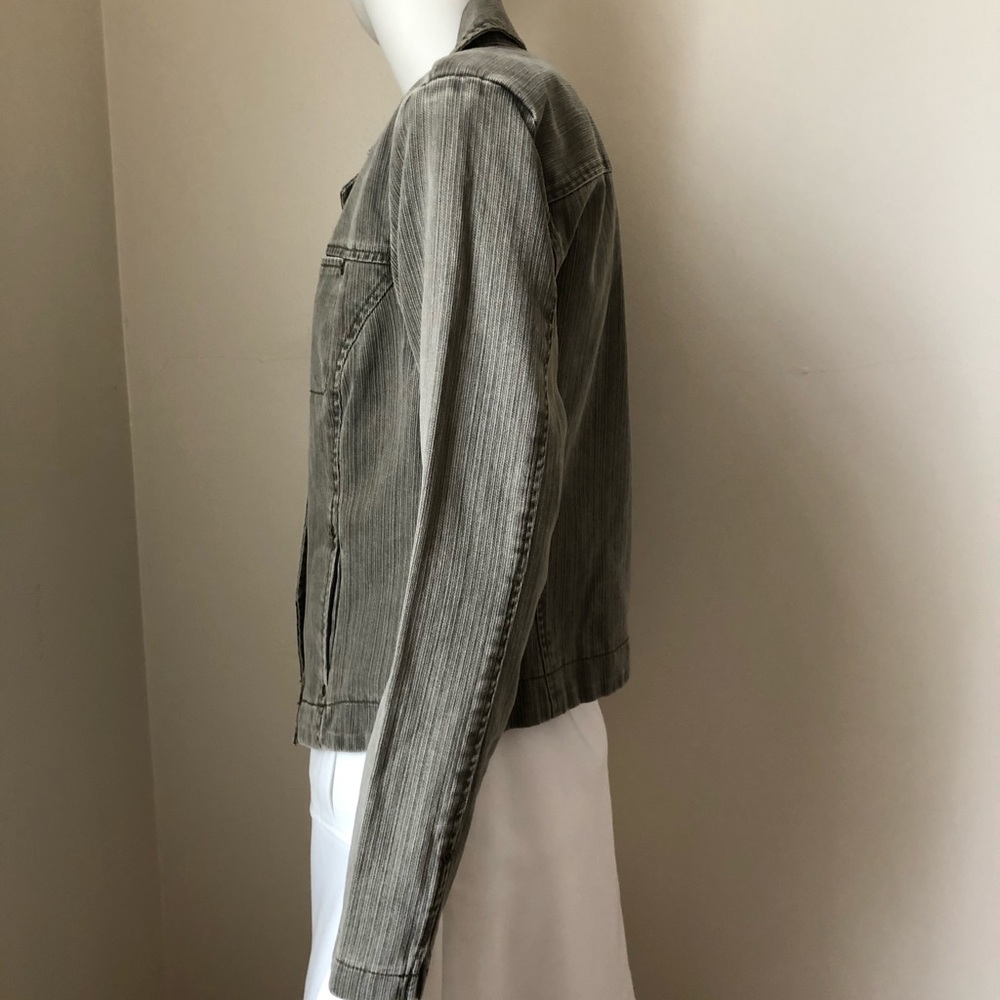 French cuff jacket - Picture 3 of 7
